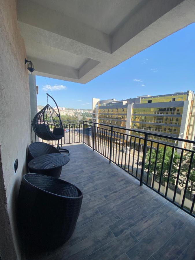 New Apartment With Terrace Tbilisi Ngoại thất bức ảnh