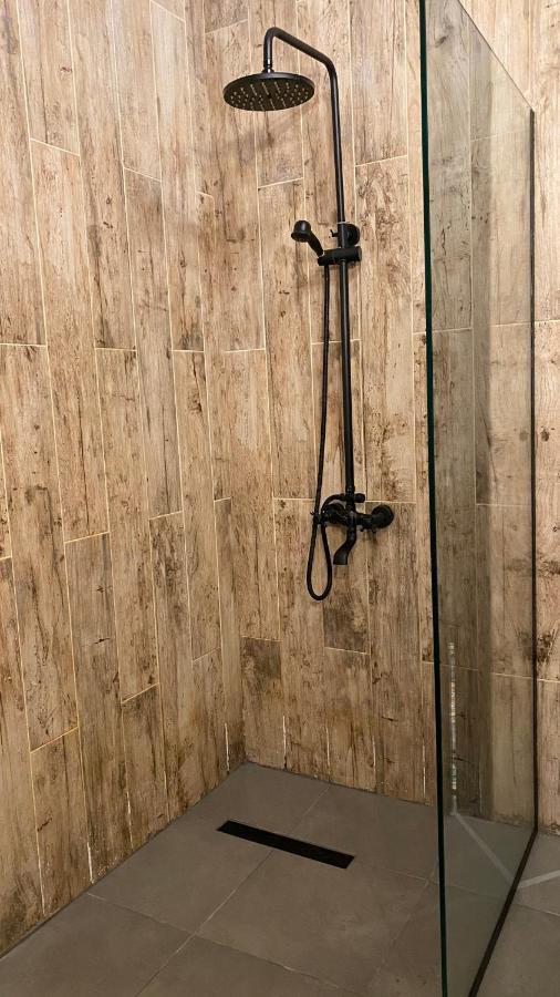 New Apartment With Terrace Tbilisi Ngoại thất bức ảnh
