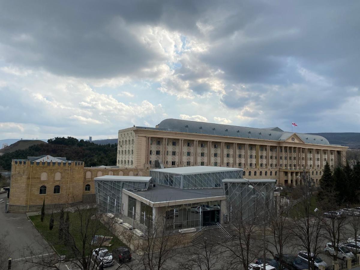 New Apartment With Terrace Tbilisi Ngoại thất bức ảnh